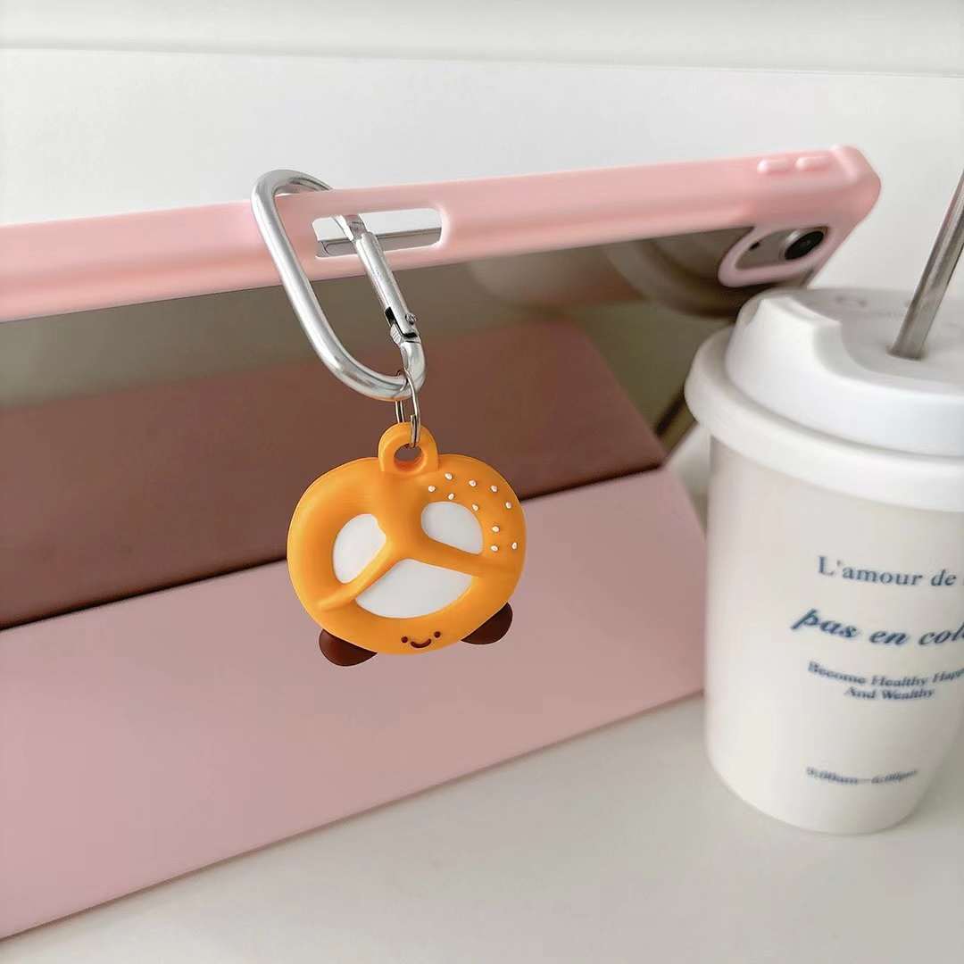 Cute Air Tag Keychain Pretzel Case